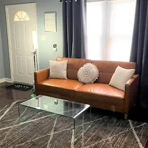 Villa Awesome Location* 5 Bedrooms, Charlotte